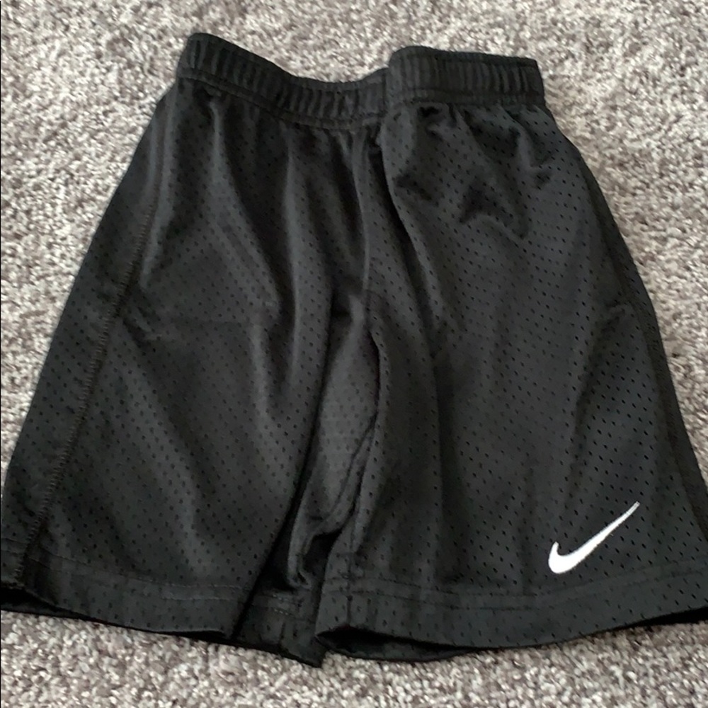 Little boys Nike basketball shorts size 6